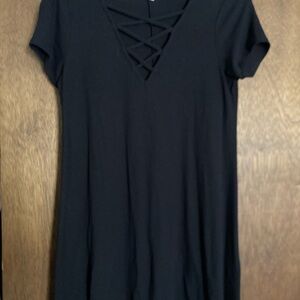 Black Lace-Up V-Neck Short Sleeve Dress
